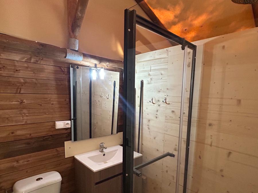 Tente en toile et en bois 6 personnes - Paillote sur pilotis 10