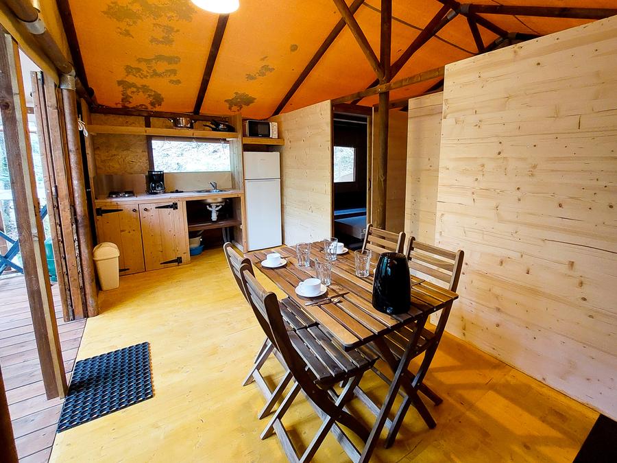 Tente en toile et en bois 6 personnes - Paillote sur pilotis 3