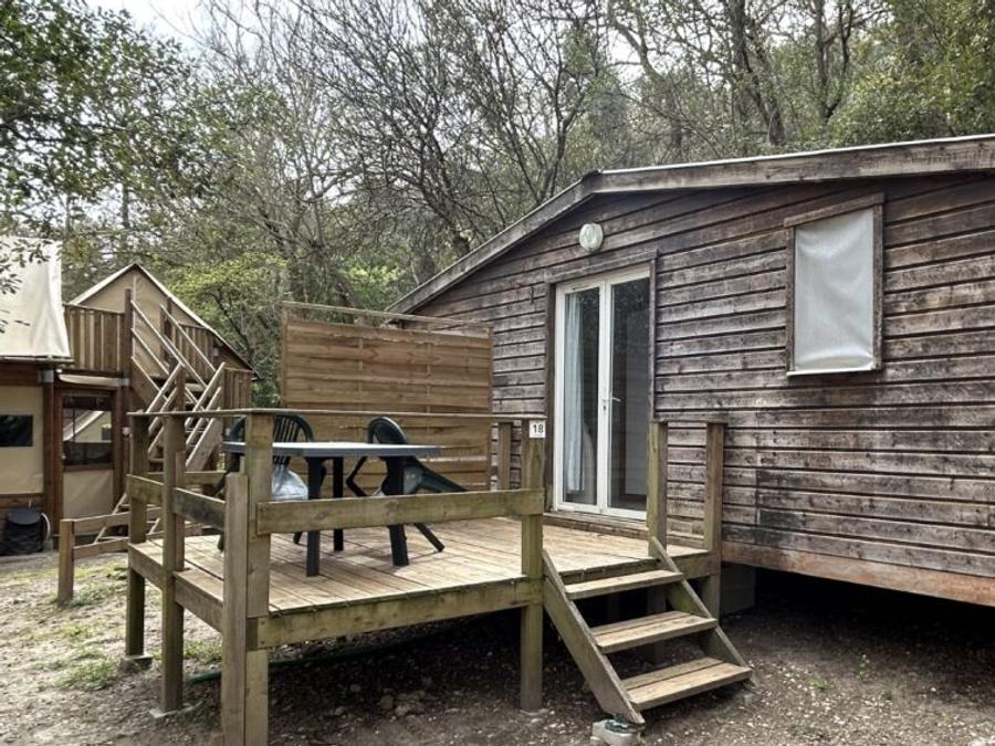 Chalet 3 personnes - Grand chalet deux chambres 0
