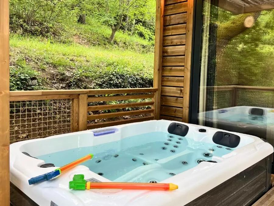 Mobilhome 5 personnes - Cottage Pantaïa 3 Pièces 5 Personnes Climatisé + TV + Jacuzzi 4