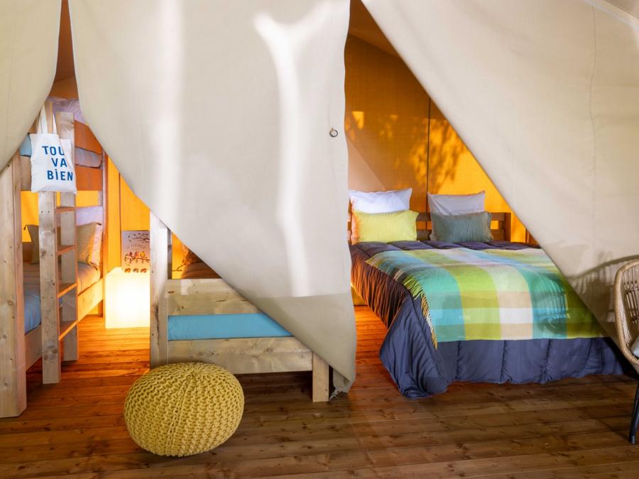 Tente en toile et en bois 4 personnes - Safari Lodge - 2 chambres + Frigidaire + Terrasse 4