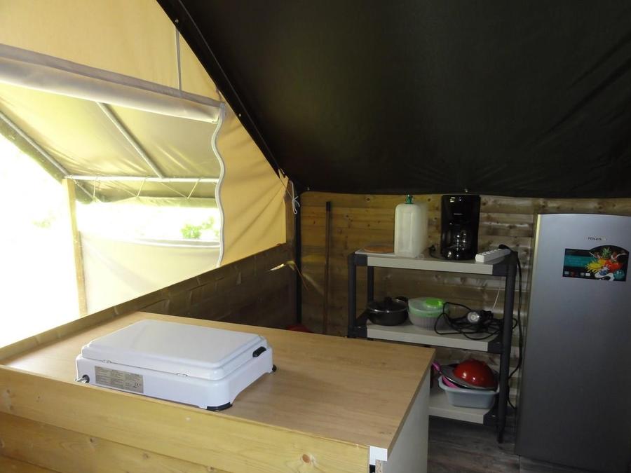 Tente en toile et en bois 4 personnes - Insolite Tente Lodge sans sanitaires 2 chambres 25m² 6