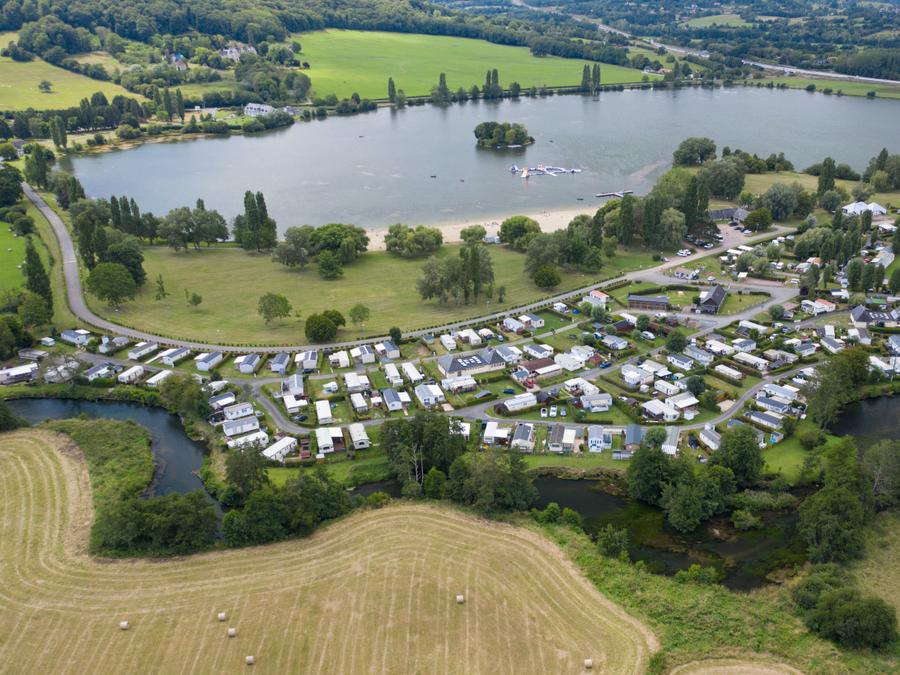 Camping Du Lac Terre d'Auge, Pont-L'Evêque 4*