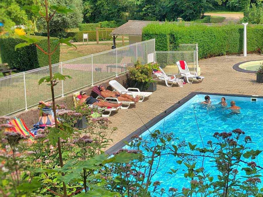Camping Ushuaïa Villages Domaine du Blanc Pignon 2*