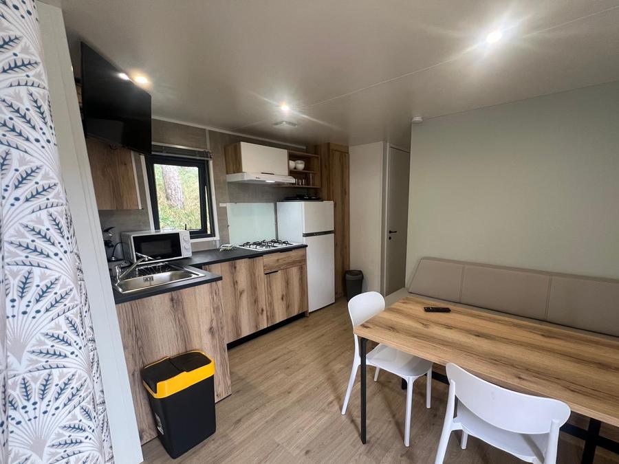 Mobilhome 4 personnes - Confort + 2 chambres terrasse intégrée 1