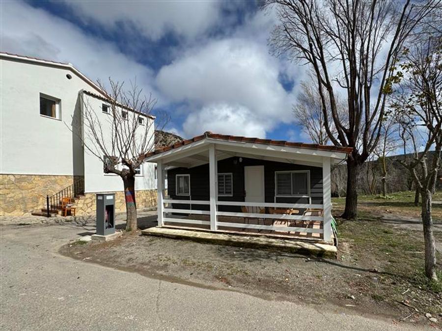 Bungalow 4 personnes - B01 4