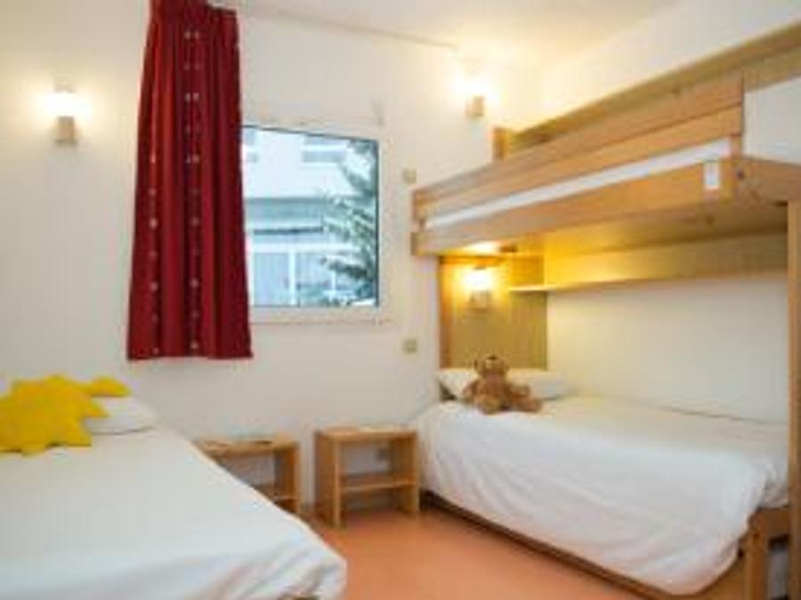 Chambre 5 personnes - Chambre 5 p. (PMR) 1