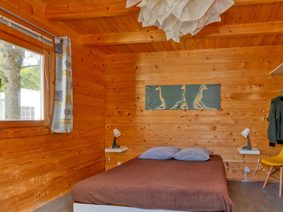 Chalet 2 personnes - Chambre du Baroudeur - Insolite Premium - 1 ch. - TV 2