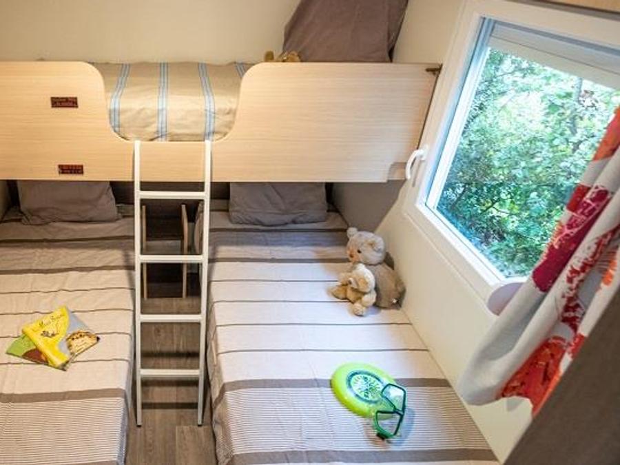 Mobilhome 4 personnes - Cottage Grand Confort Glenans 31m² - 2 chambres / Terrasse en bois couverte 7