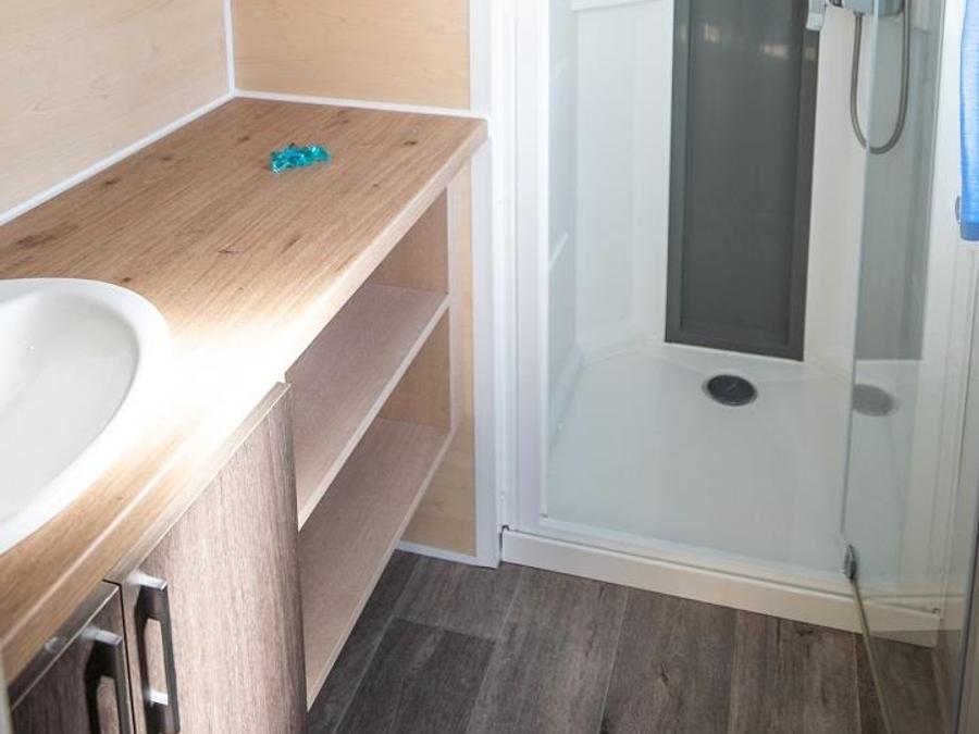 Mobilhome 4 personnes - Cottage Grand Confort Glenans 31m² - 2 chambres / Terrasse en bois couverte 4