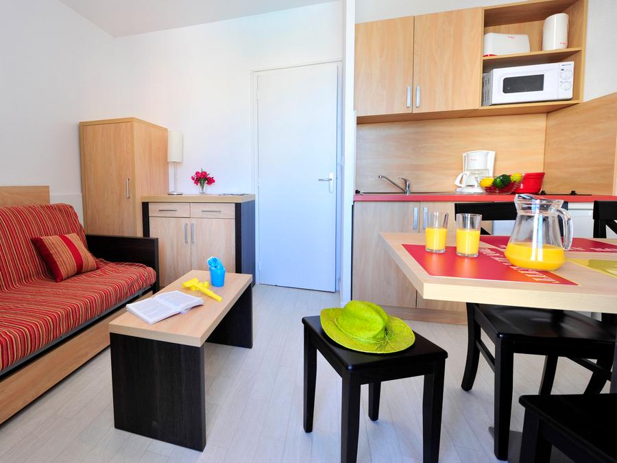 Studio 4 personnes - G/101_STUDIO 4 PERSONNES 2