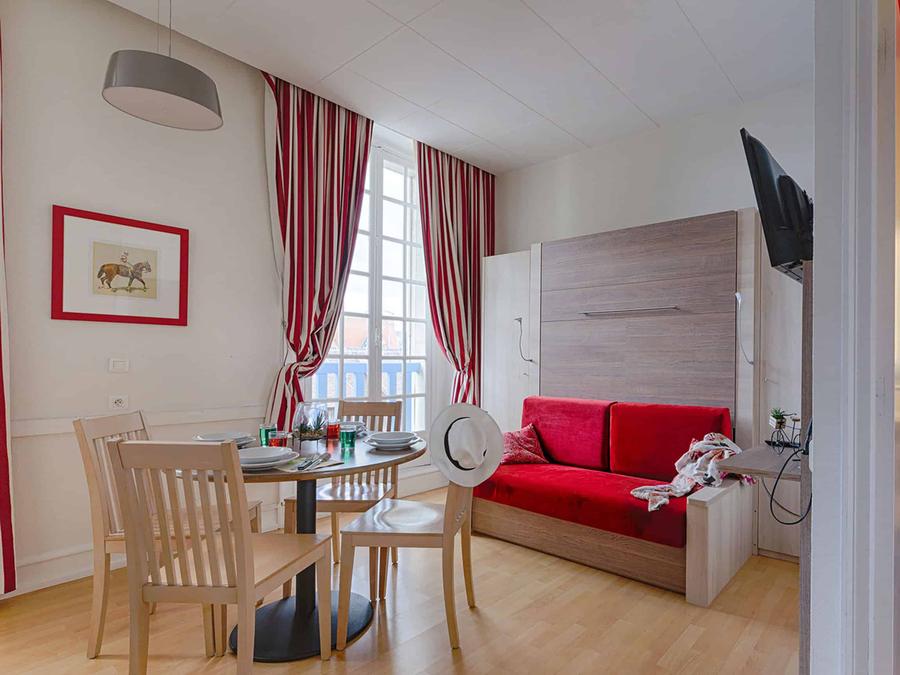 Studio 2 personnes - G/292_STUDIO 2 PERSONNES CÔTÉ RUE 13