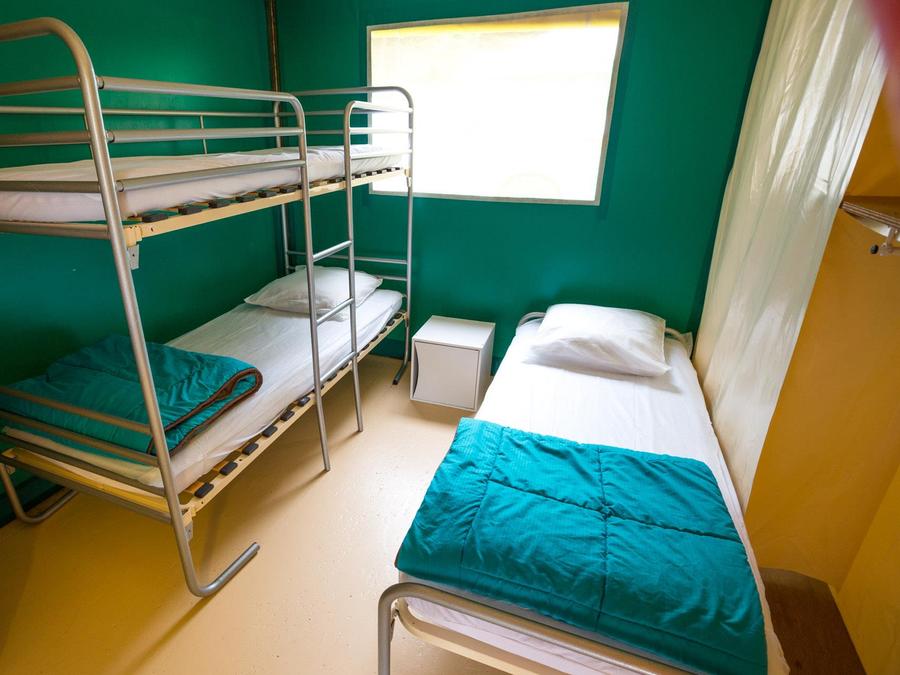 Tente 5 personnes - Kanada Confort avec cabine de douche et toilettes 5