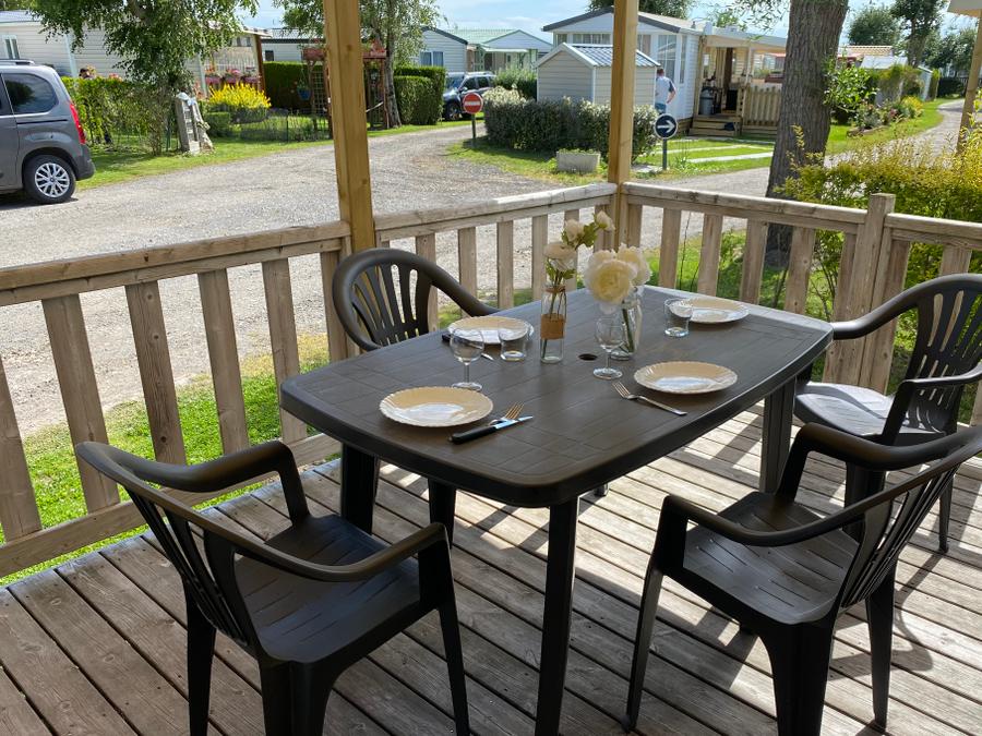 Mobilhome 4 personnes - 2 chambres - terrasse couverte 0