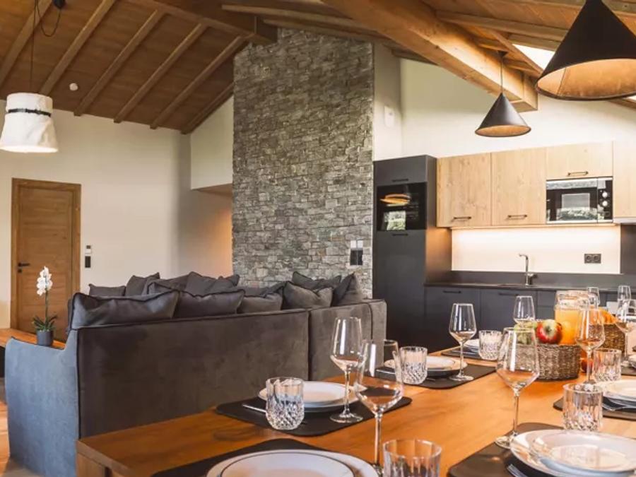 Chalet 12 personnes - REFUGE PRESTIGE 0