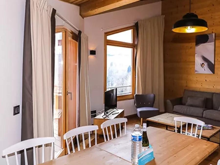 Appartement 8 personnes - 3 PIECES CABINE 6-8 PERSONNES VUE MONTAGNE 2
