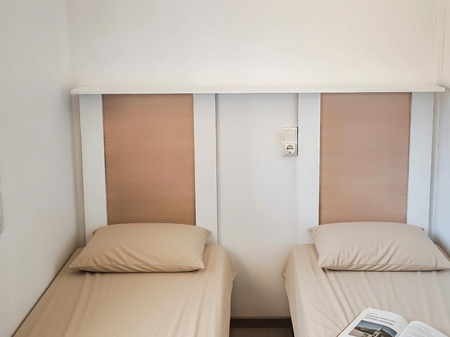 Mobilhome 4 personnes - 4 couchages avec petite terrasse (avec clim) 4