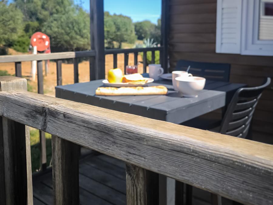 Mobilhome 4 personnes - 4 couchages avec petite terrasse (avec clim) 1