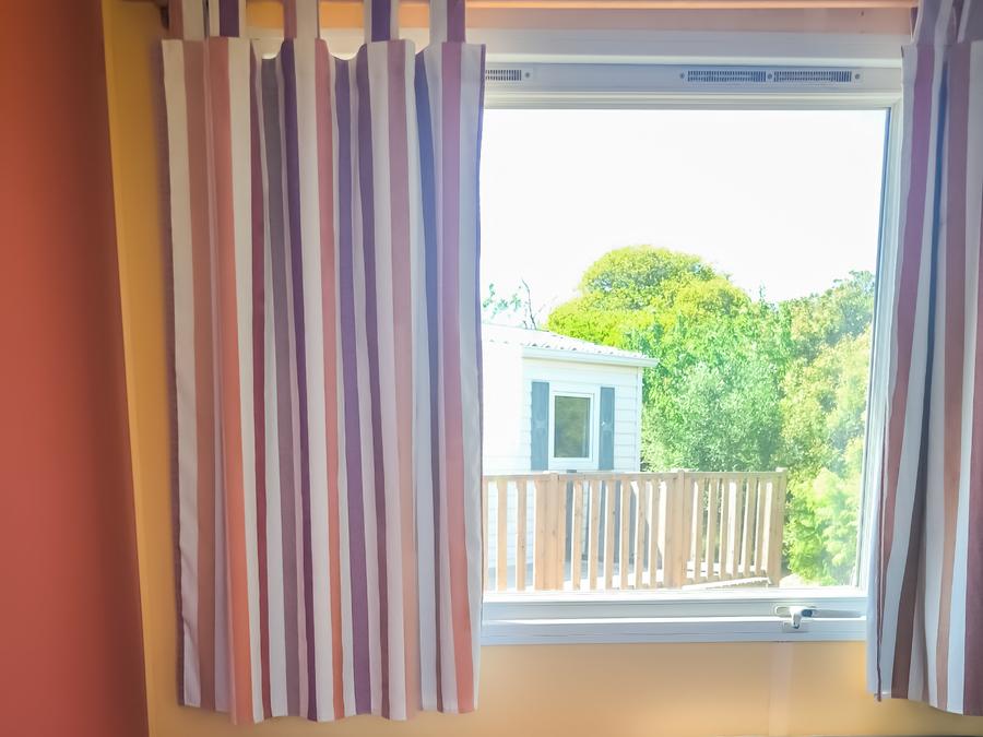 Mobilhome 4 personnes - 4 couchages avec grande terrasse (avec clim) 8