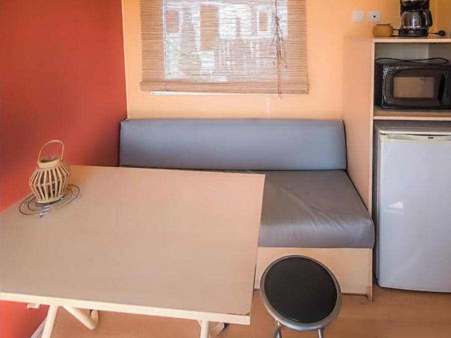 Mobilhome 4 personnes - 4 couchages avec grande terrasse (avec clim) 6