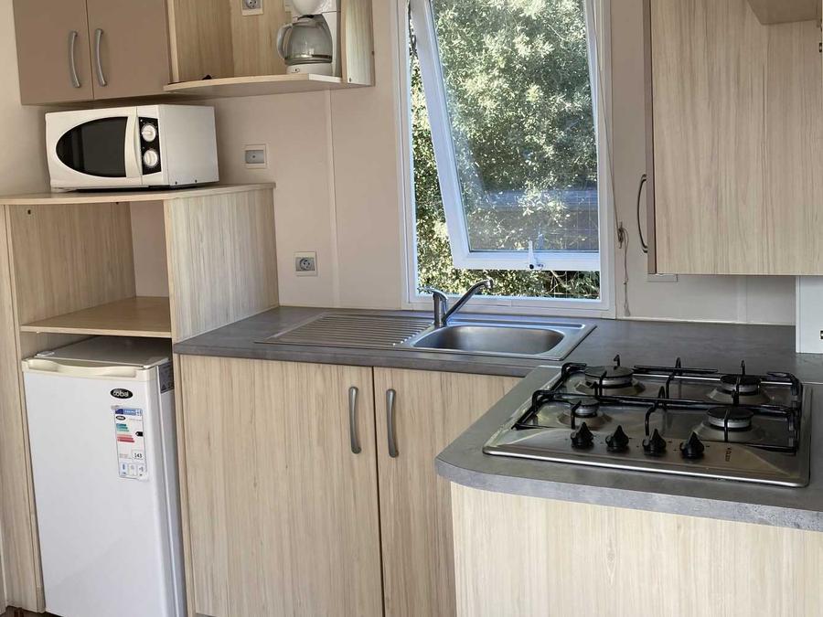 Mobilhome 8 personnes - GRAND LARGE S 30m² / 3 chambres - terrasse couverte 2