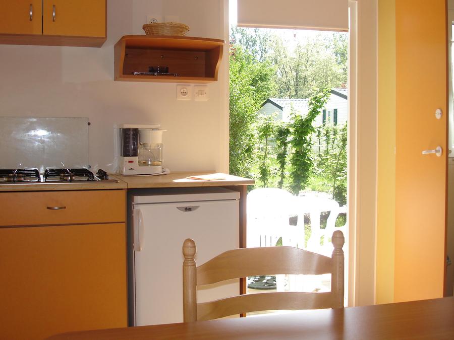Mobilhome 8 personnes - Mobil home Confort 31m² / 3 chambres + TV + Terrasse non couverte 6/8 pers 2