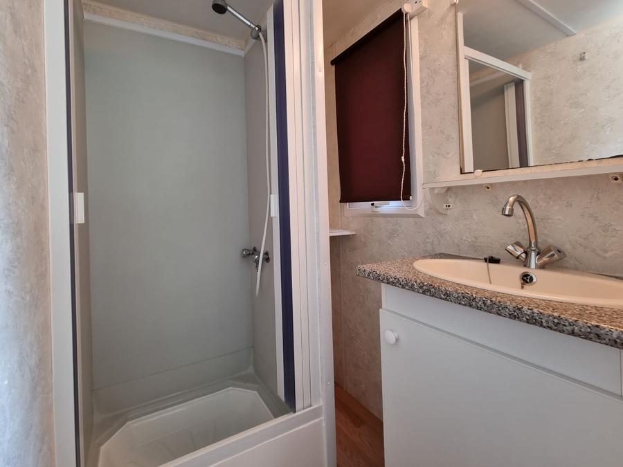 Mobilhome 4 personnes - 2 chambres avec sanitaire 4