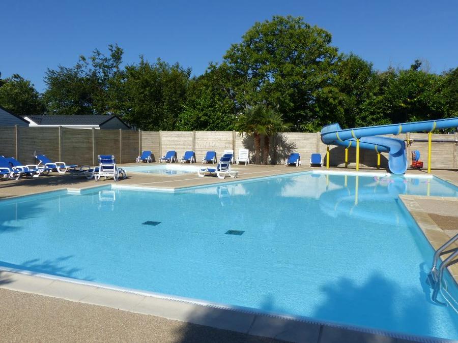 Camping La Roche Percée, 4*