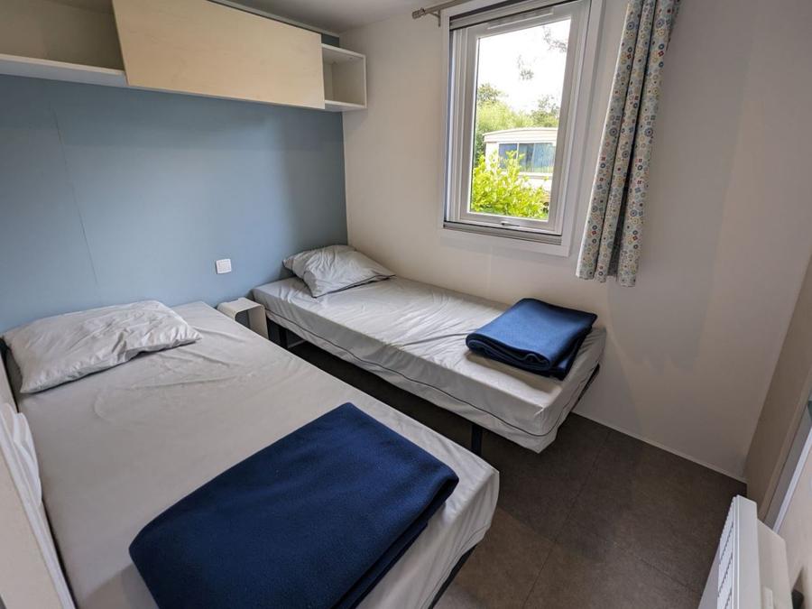 Mobilhome 4 personnes - 2 chambres - 26m2 - Super Mercure Riviera 4