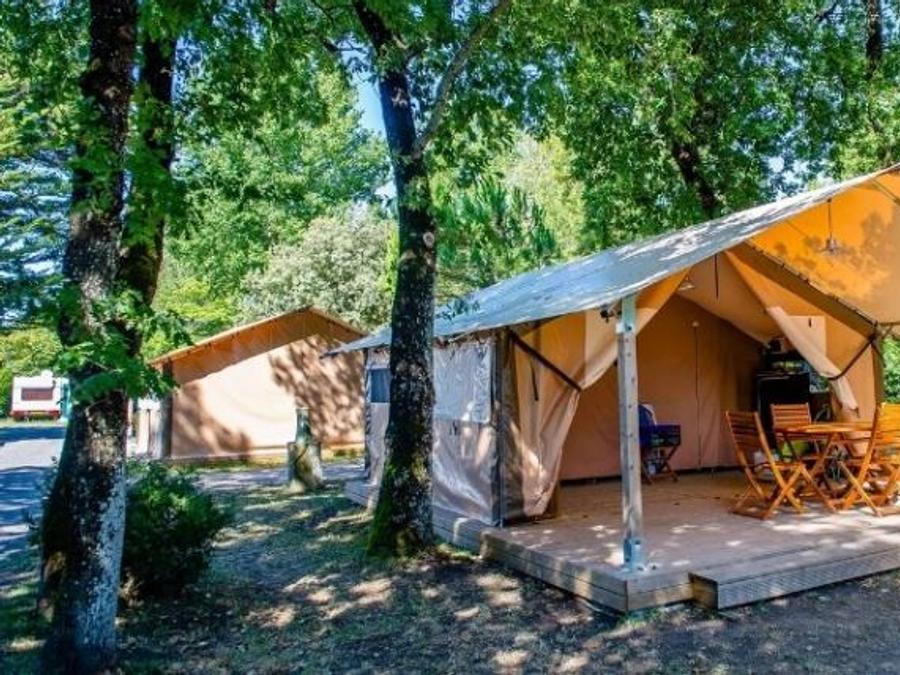 Tente en toile et en bois 4 personnes - Lodge STERNE 3