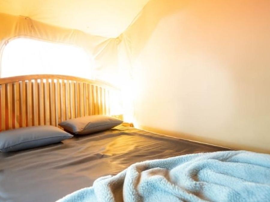 Tente en toile et en bois 4 personnes - Lodge STERNE 2