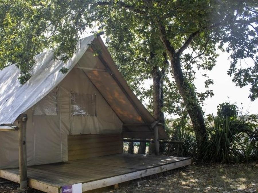 Tente en toile et en bois 4 personnes - Lodge PINSON 4 personnes 0
