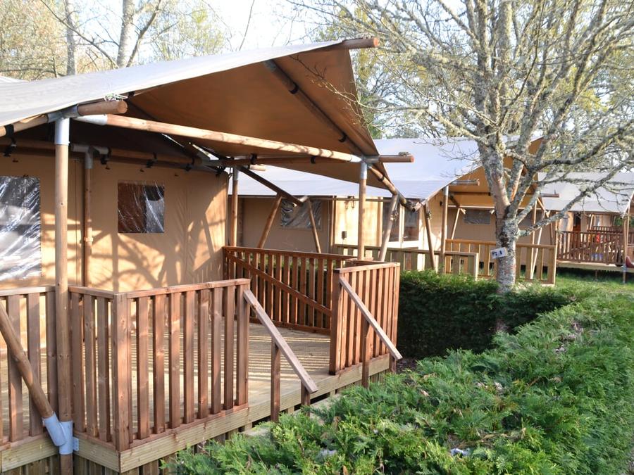 Tente en toile et en bois 5 personnes - Luxury Lodge 13