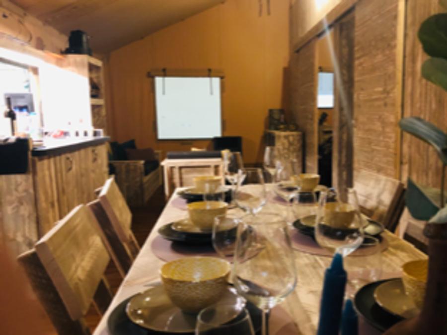 Tente en toile et en bois 5 personnes - Luxury Lodge 15