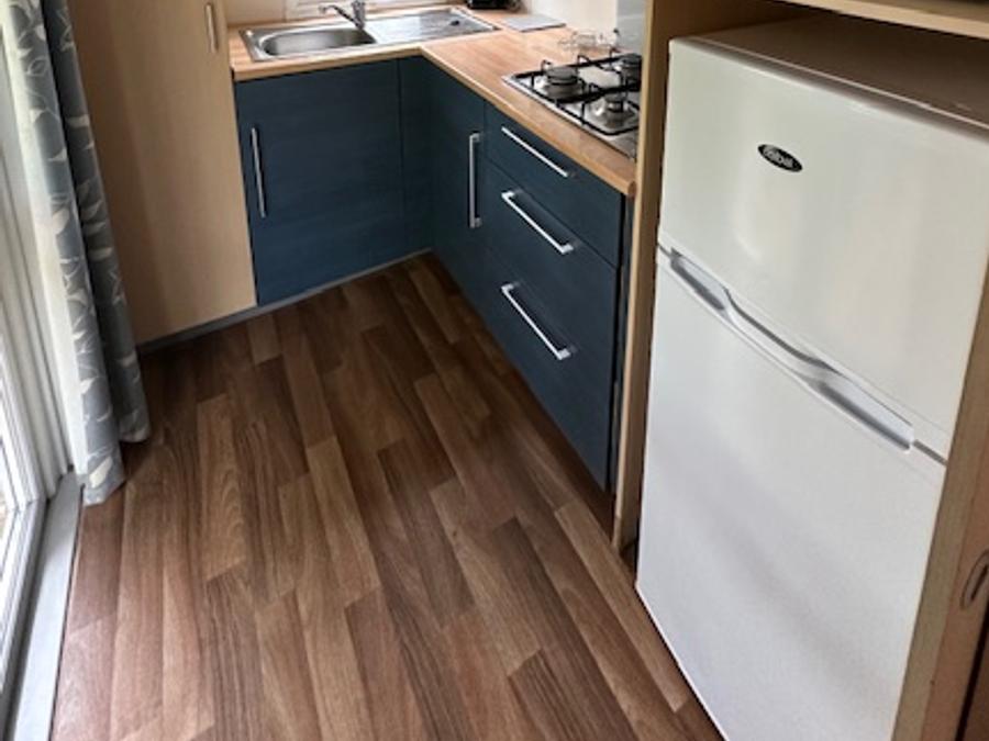 Mobilhome 6 personnes - Mobil-home Confort 28m² 2 chambres + terrasse couverte 13.5m² - TV 4/6 pers 4