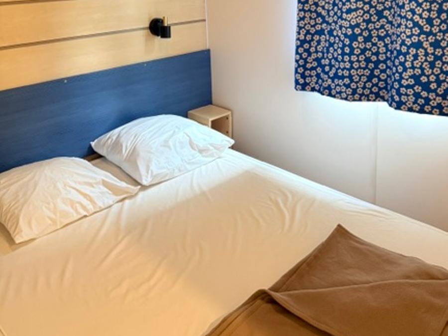 Mobilhome 6 personnes - Mobil-home Confort 28m² 2 chambres + terrasse couverte 13.5m² - TV 4/6 pers 1