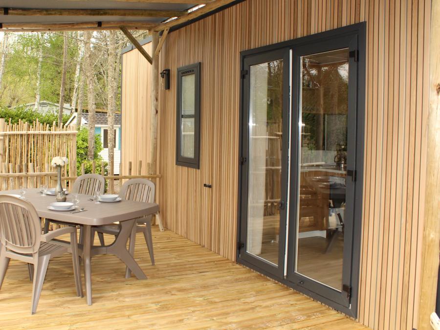 Mobilhome 4 personnes - Mobil-home Premium 30m² 2 chambres + terrasse semi-couverte 24m² - TV - Clim 2/4 pers 1