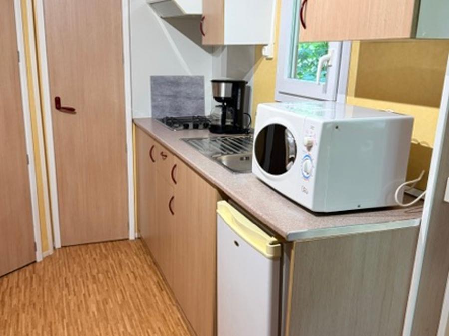 Mobilhome 3 personnes - Mobil-home Standard 23.4m² 2 chambres + terrasse couverte 10m² - TV 1/3 pers 4