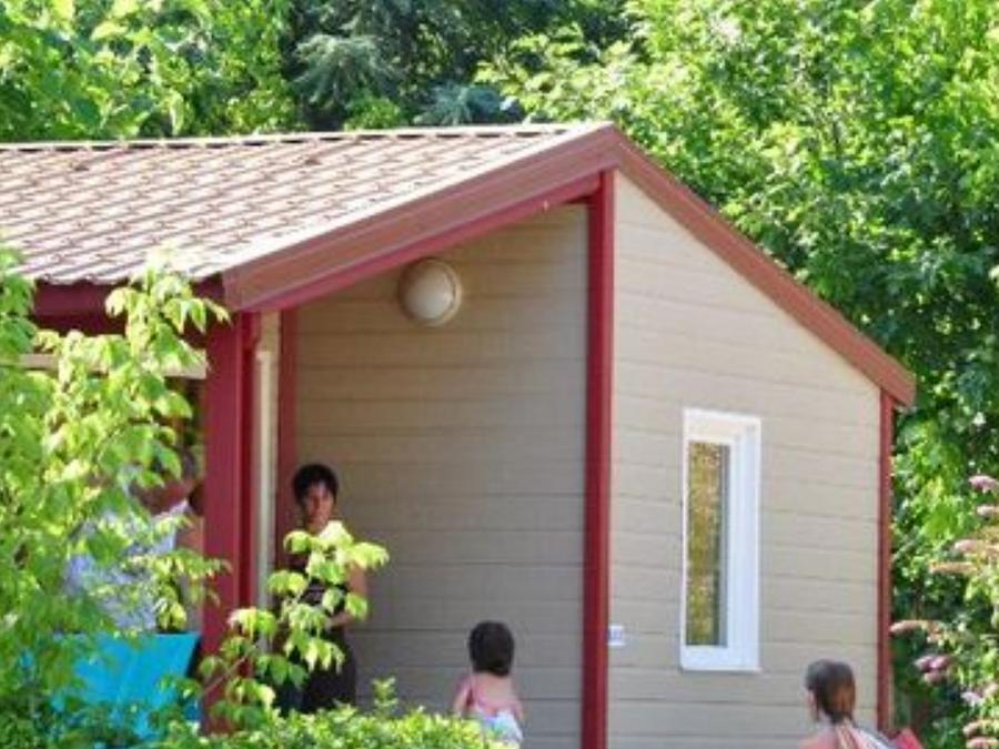 Chalet 6 personnes - Chalet Confort 27m² 2 chambres + terrasse couverte 10m² - TV 4/6 pers 0