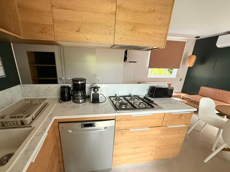 Mobilhome 6 personnes - Mobil-home Premium 40m² avec SPA -3 chambres - 2 salles de bain + terrasse 25m² - TV - Clim - 2/6 pers 2