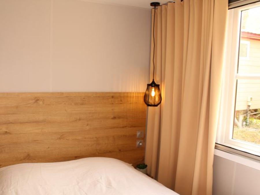 Mobilhome 6 personnes - Mobil-home Premium 40m² avec SPA -3 chambres - 2 salles de bain + terrasse 25m² - TV - Clim - 2/6 pers 8