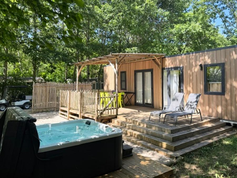 Mobilhome 6 personnes - Mobil-home Premium 40m² avec SPA -3 chambres - 2 salles de bain + terrasse 25m² - TV - Clim - 2/6 pers 7