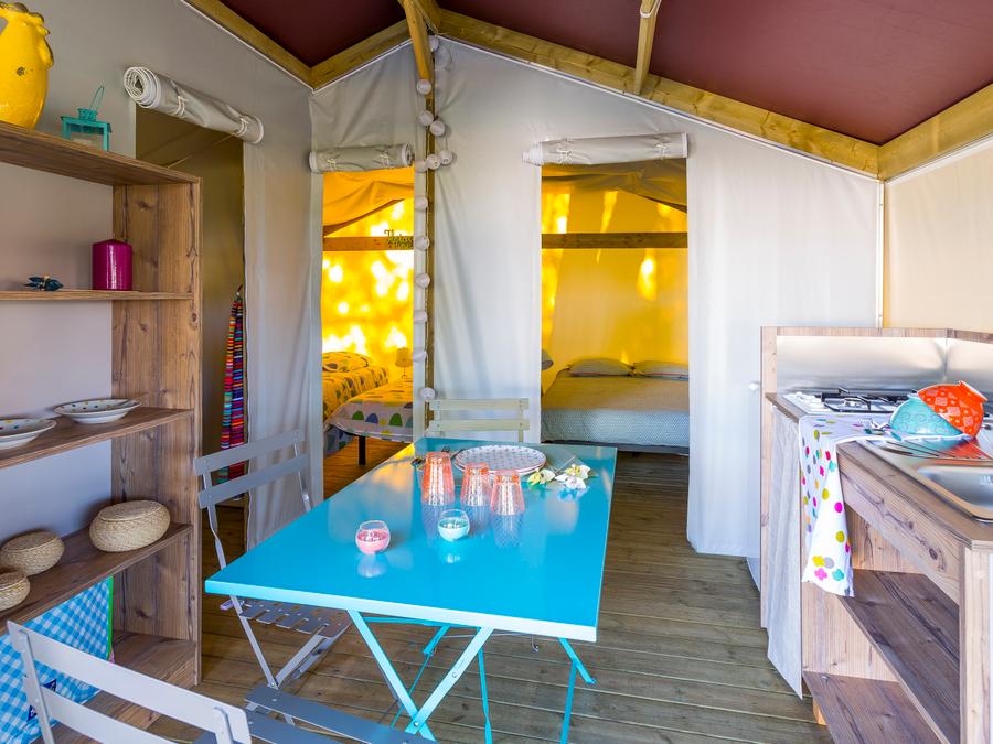Tente en toile et en bois 4 personnes - Freeflower Standard 28m² - 2 chambres + terrasse couverte 8m² - sans sanitaires 3