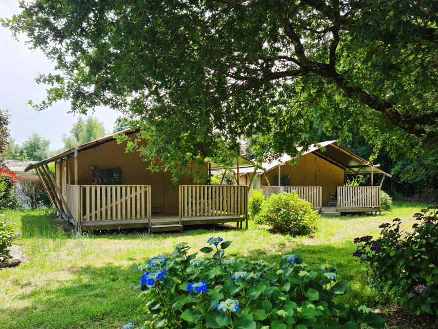 Tente en toile et en bois 4 personnes - Freeflower Standard 28m² - 2 chambres + terrasse couverte 8m² - sans sanitaires 1