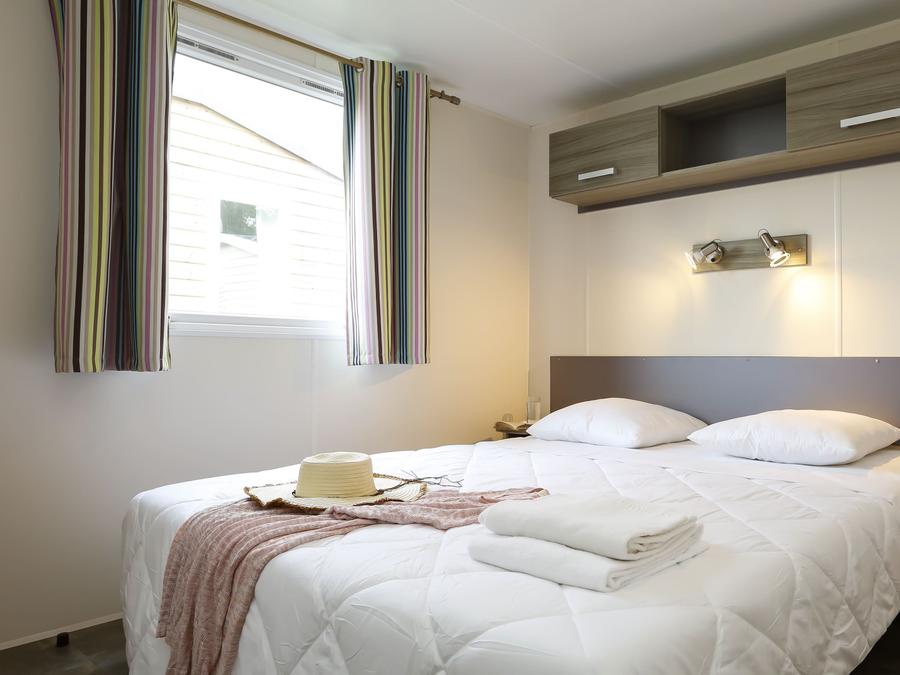 Mobilhome 4 personnes - Mobil-home Standard 26m² - 2 chambres - terrasse semi-couverte - TV 4 pers. 2