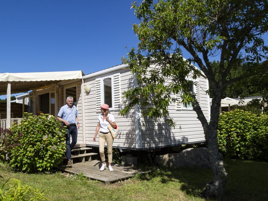 Mobilhome 6 personnes - Mobil-home Confort 31m² - 3 chambres - Terrasse couverte 18m² - TV + lave-vaisselle 2