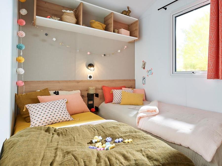 Mobilhome 4 personnes - Mobilhome EVASION Confort 27m² - 2 chambres / Terrasse couverte + TV 4 pers 5