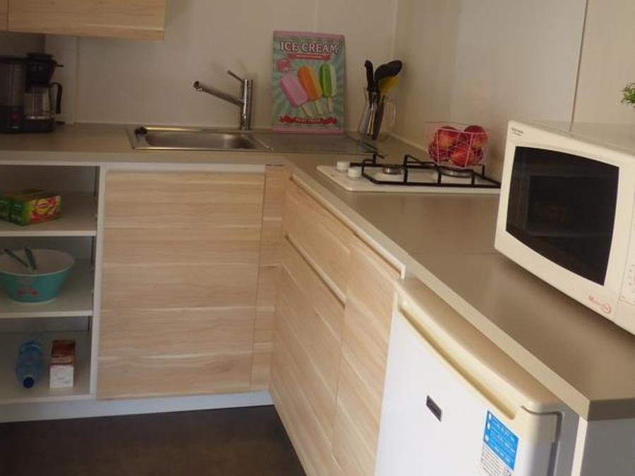 Mobilhome 2 personnes - Mobilhome OUESSANT Confort 18m² - 1 chambre / terrasse couverte + TV 2 pers 5
