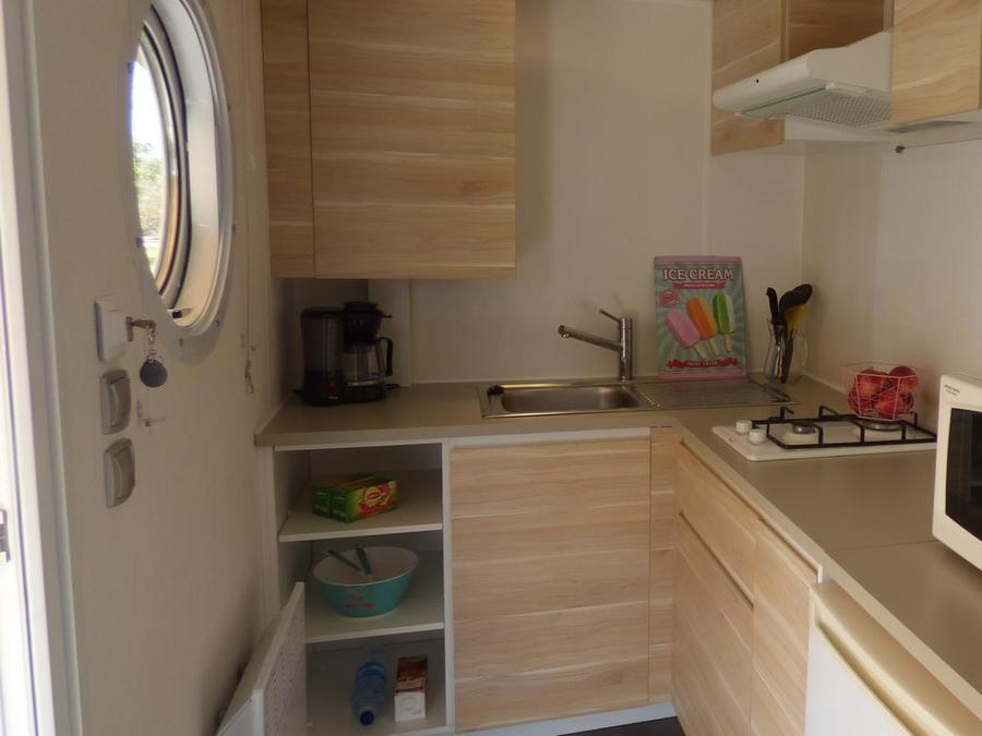 Mobilhome 2 personnes - Mobilhome OUESSANT Confort 18m² - 1 chambre / terrasse couverte + TV 2 pers 4