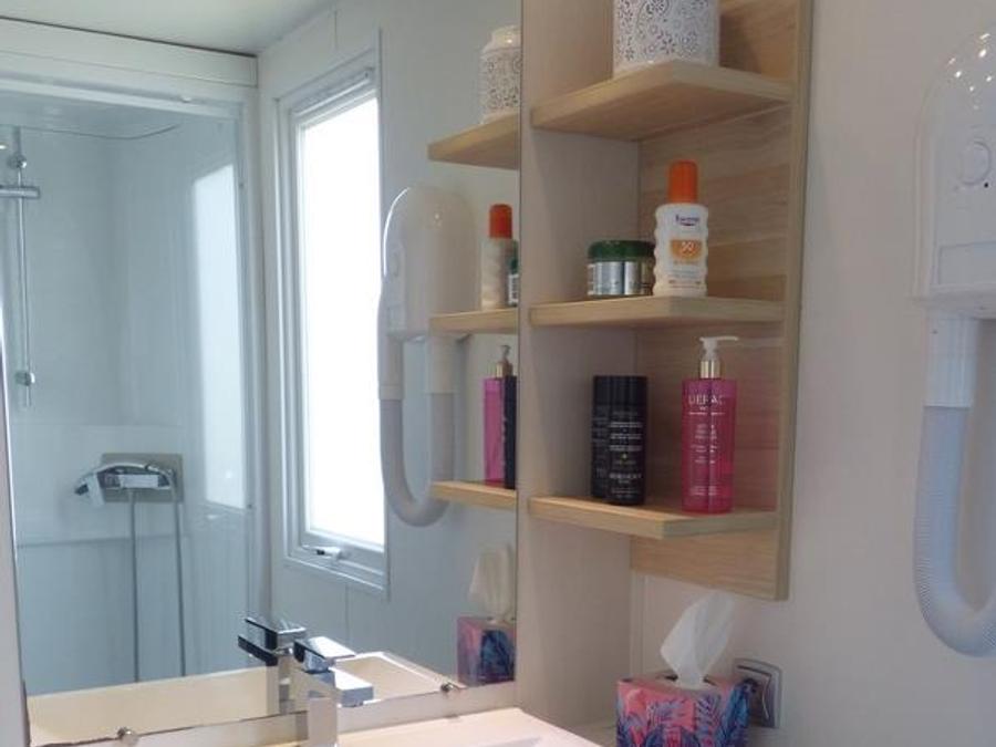 Mobilhome 2 personnes - Mobilhome OUESSANT Confort 18m² - 1 chambre / terrasse couverte + TV 2 pers 6